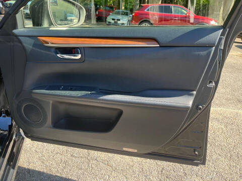 2013 Lexus ES 300h