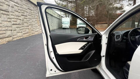 2017 Mazda MAZDA3 Grand Touring