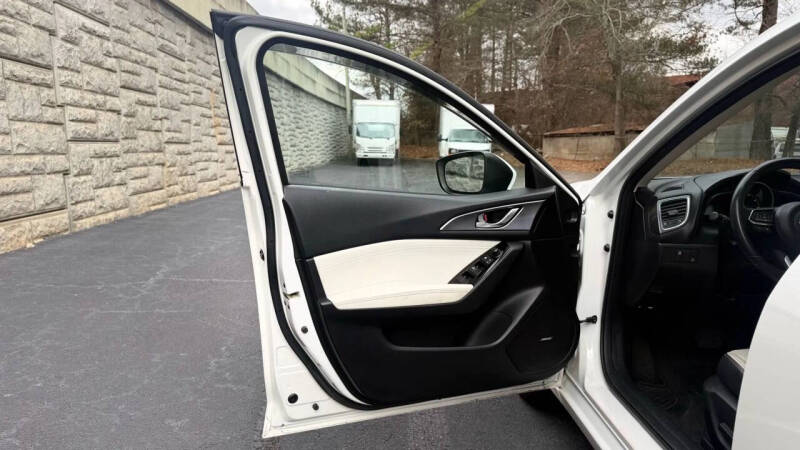 2017 Mazda MAZDA3 Grand Touring