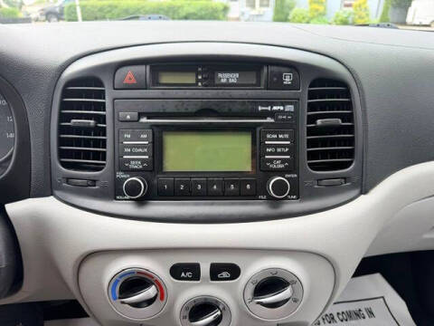 2010 Hyundai Accent GS