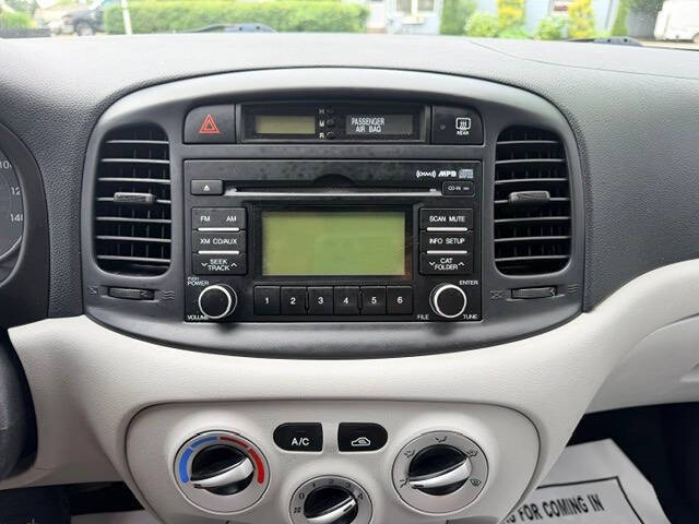 2010 Hyundai Accent GS