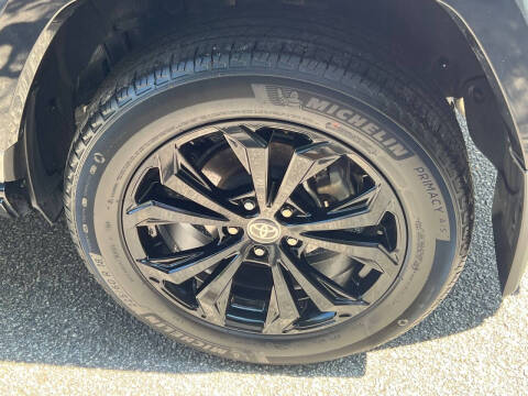 2023 Toyota RAV4 Hybrid SE