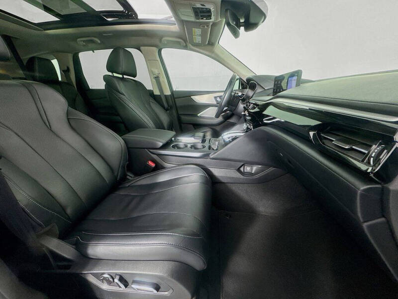 2023 Acura MDX w/Tech