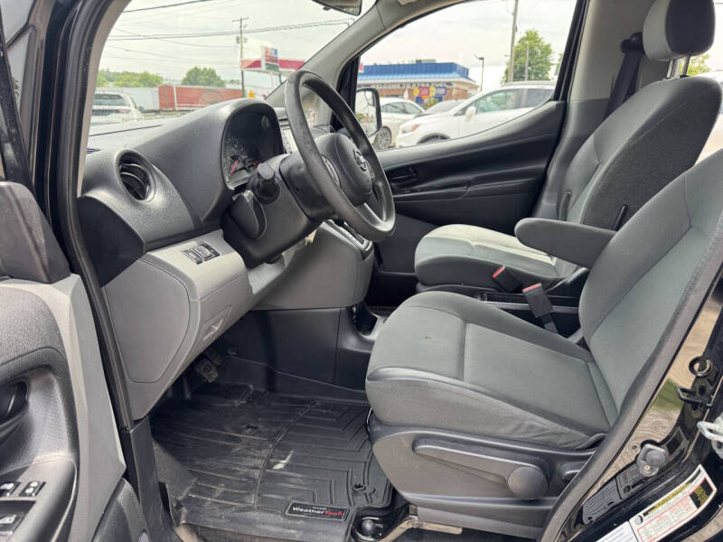 2015 Nissan NV200 S