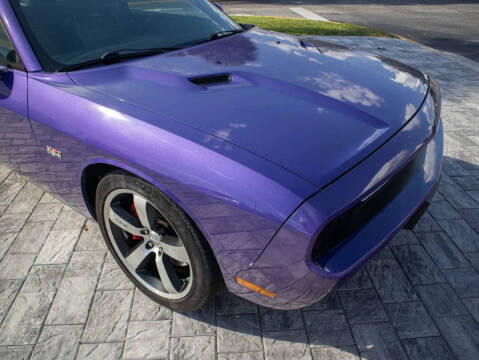 2014 Dodge Challenger SRT8