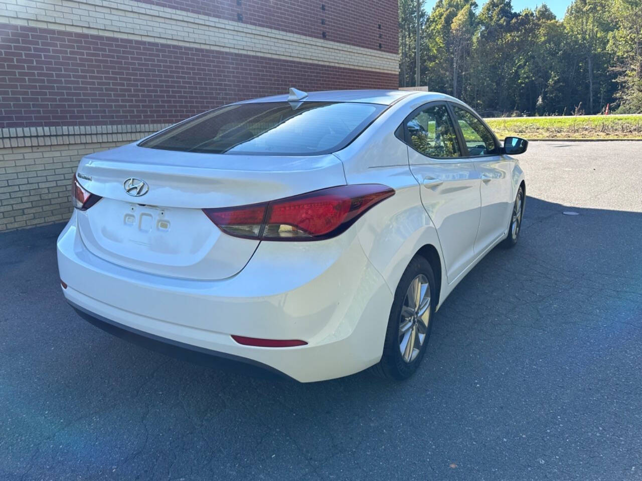 2016 Hyundai ELANTRA for sale at AUTO BEST in FORT MILL, SC