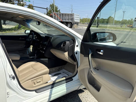 2014 Nissan Maxima 3.5 SV