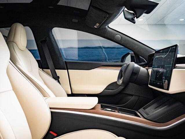 2021 Tesla Model S Plaid