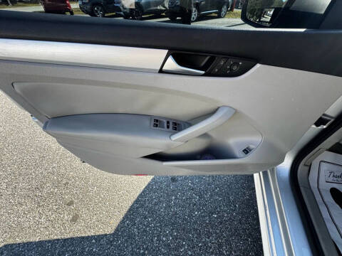 2013 Volkswagen Passat