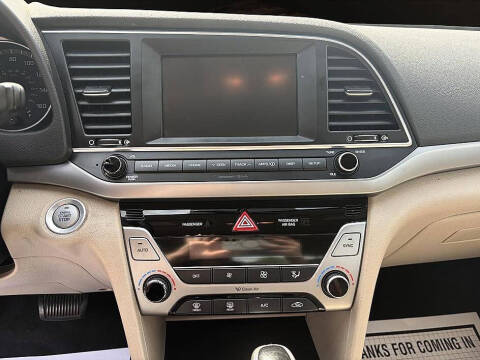 2017 Hyundai Elantra