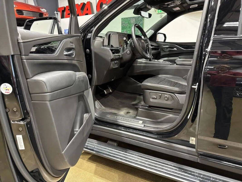 2023 Cadillac Escalade-V ESV