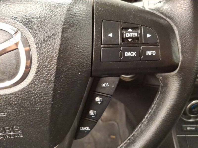 2013 Mazda MAZDA3 i Touring