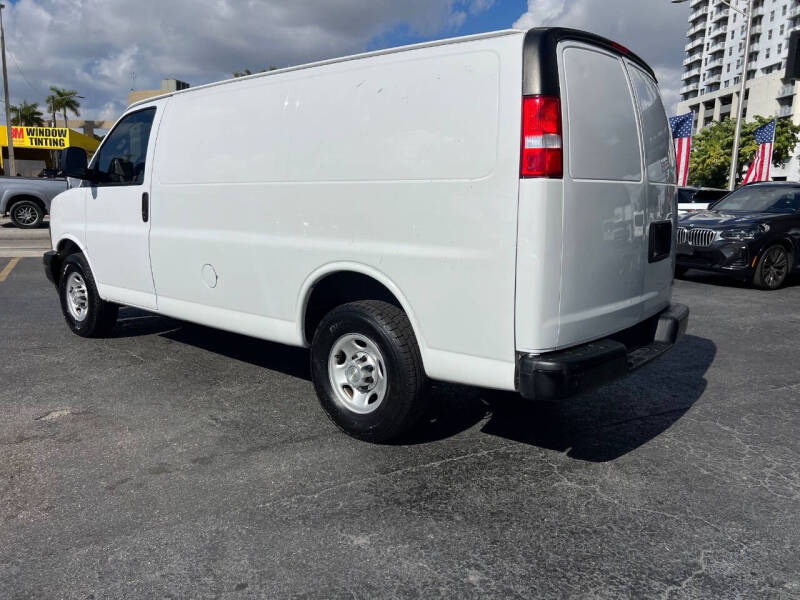 2021 Chevrolet Express 2500