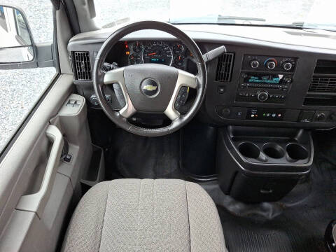 2017 Chevrolet Express LS 2500