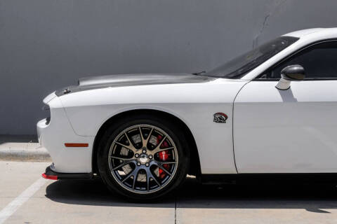 2016 Dodge Challenger SRT 392