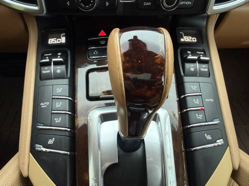 2012 Porsche Cayenne