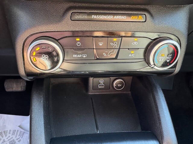 2021 Ford Escape SE