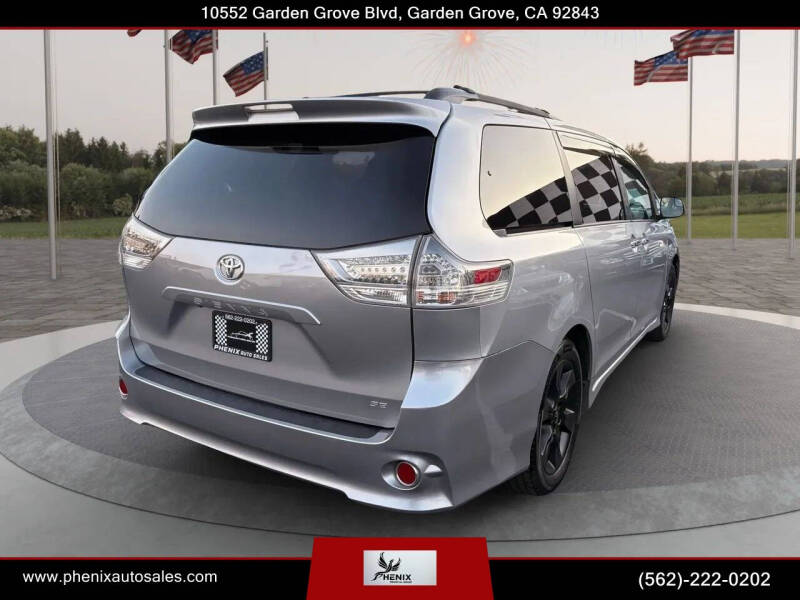 2015 Toyota Sienna