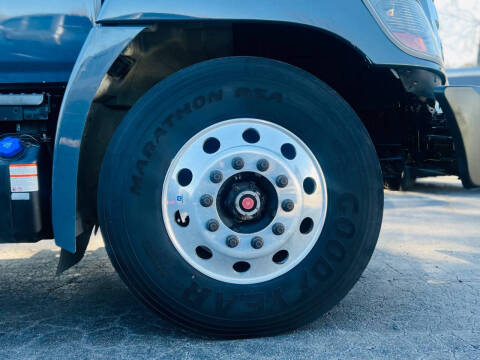 2020 Hino 258A