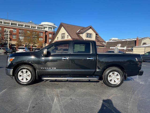 2019 Nissan Titan SV