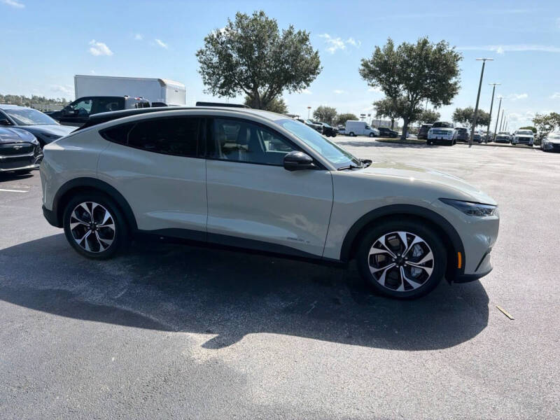 2025 Ford Mustang Mach-E Select