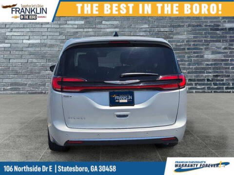2024 Chrysler Pacifica Touring L