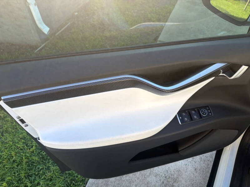 2017 Tesla Model X