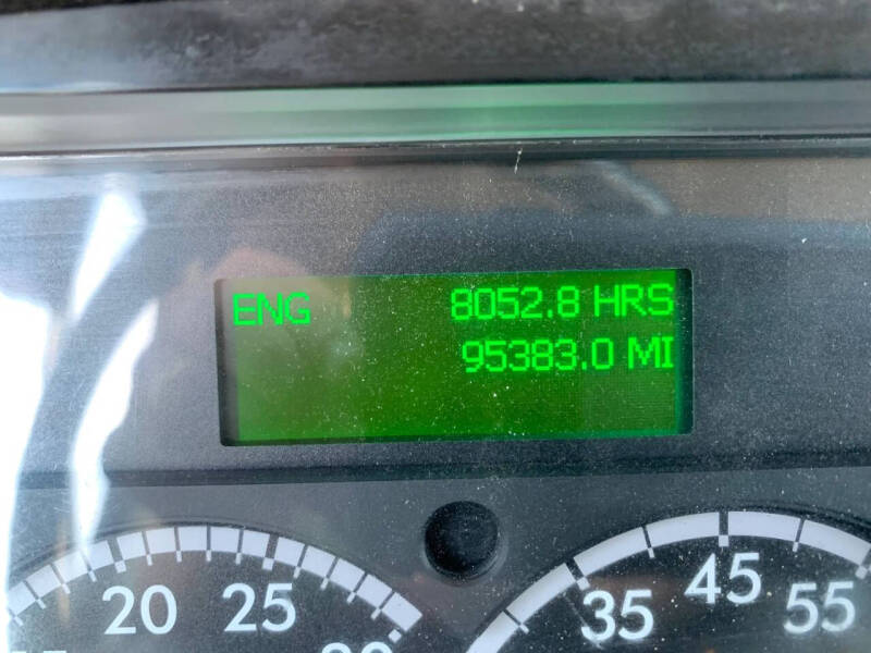 2016 Freightliner M2 106