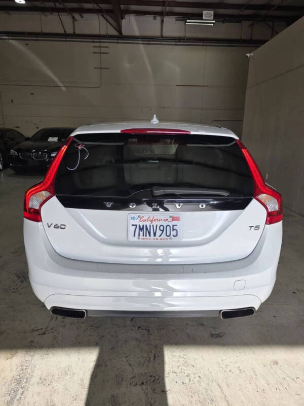 2016 Volvo V60 T5 Drive-E Premier