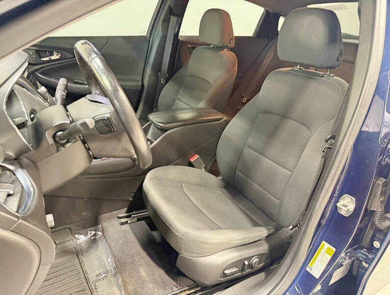 2017 Chevrolet Malibu Hybrid