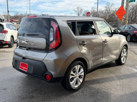 2015 Kia Soul +