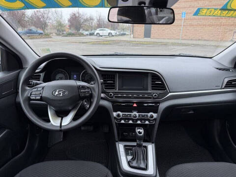 2020 Hyundai Elantra SE