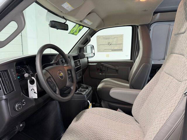 2026 Chevrolet Express 2500