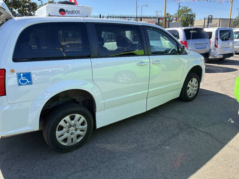 2018 Dodge Grand Caravan SE