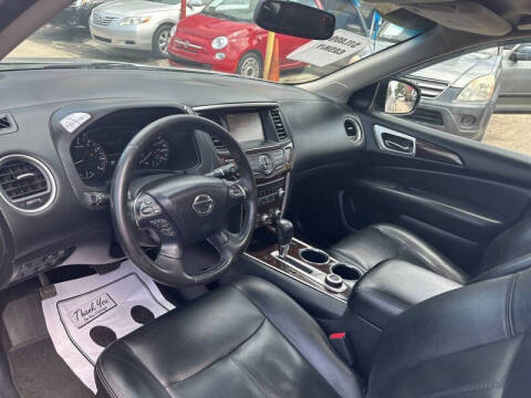 2013 Nissan Pathfinder Platinum