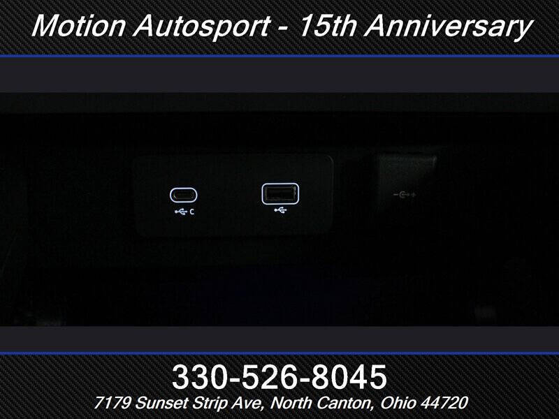 2024 Land Rover Defender 110 P300 S