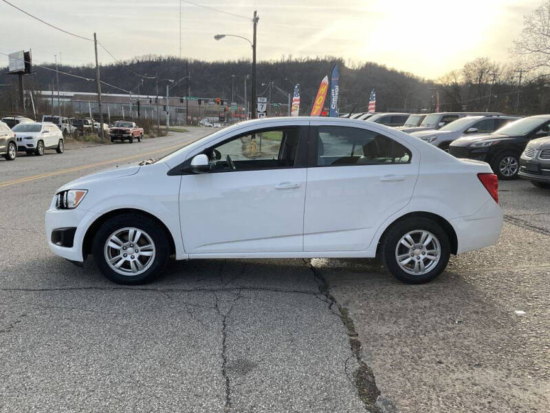 2012 Chevrolet Sonic LS