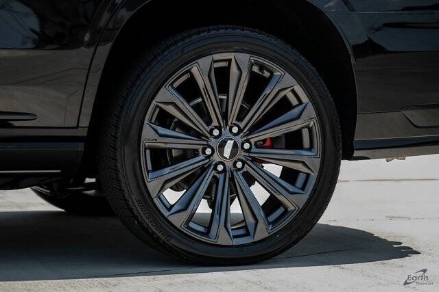 2025 Cadillac Escalade-V