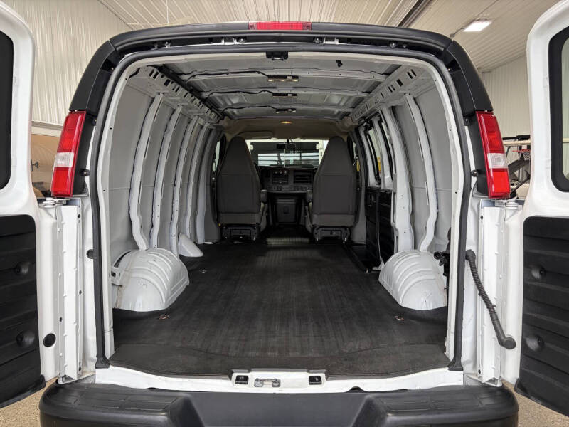 2023 Chevrolet Express 2500