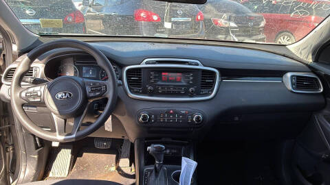 2017 Kia Sorento LX