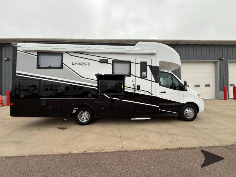 2025 Mercedes-Benz Sprinter