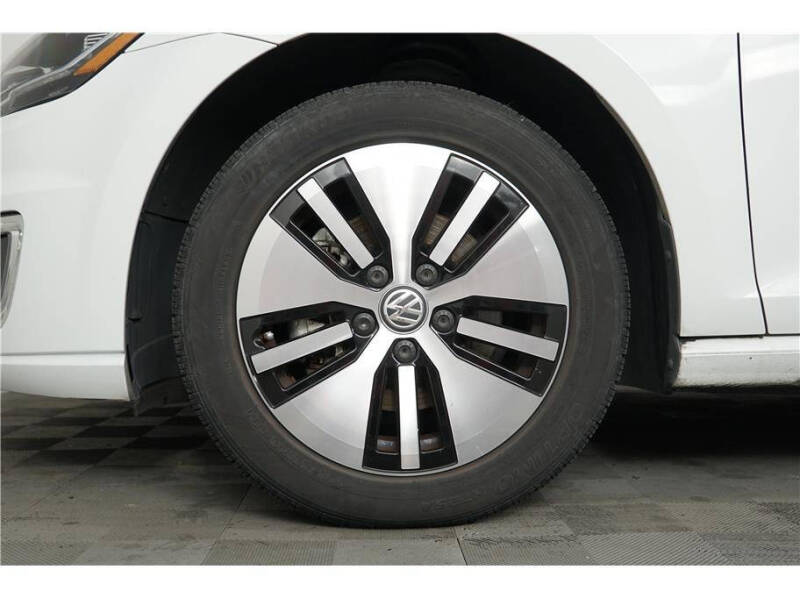 2017 Volkswagen e-Golf SEL Premium
