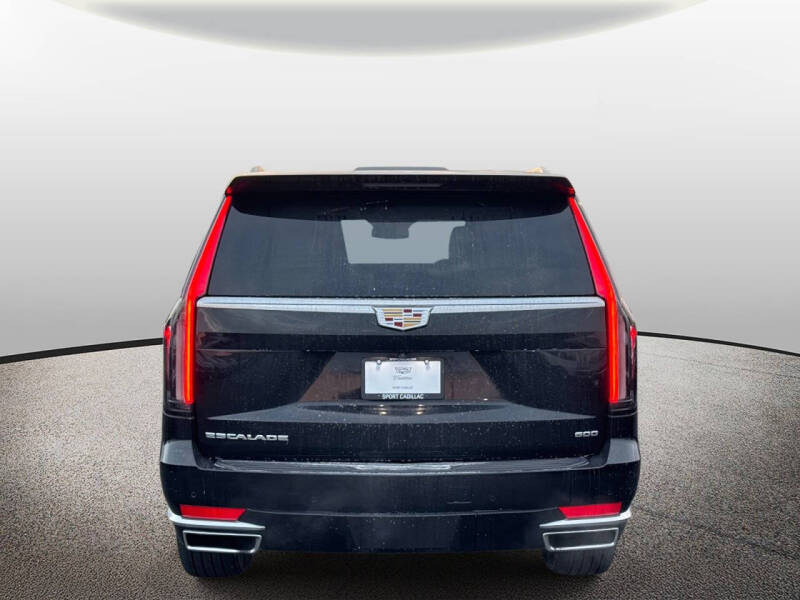 2024 Cadillac Escalade Luxury