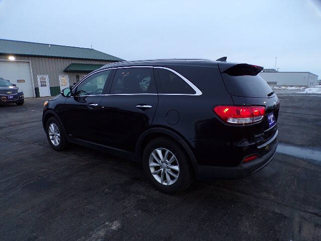 2016 Kia Sorento LX