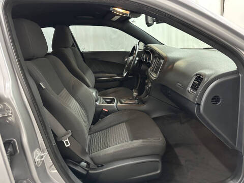 2017 Dodge Charger SXT