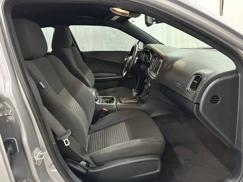 2017 Dodge Charger SXT