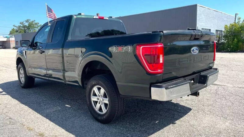 2021 Ford F-150 XLT photo 8