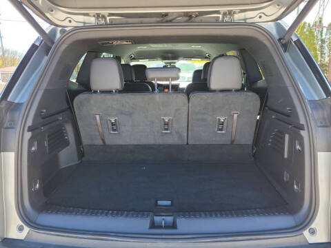 2024 GMC Acadia Elevation