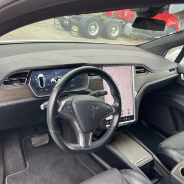 2016 Tesla Model X 90D