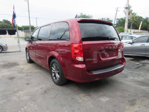 2015 Dodge Grand Caravan SE